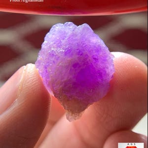 22.47 ct Afghan Hackmanite Crystal – Nature’s Quiet Illusion