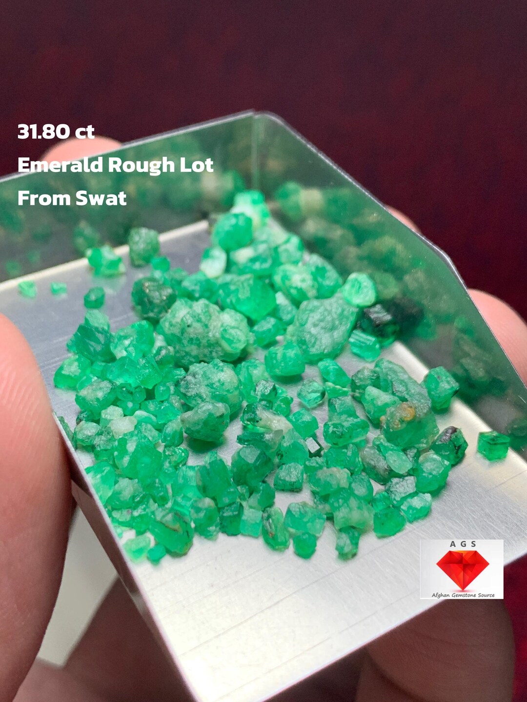 Rough Lot Spotlight: 31.80 Ct Swat Emerald Crystal Parcel - Etsy