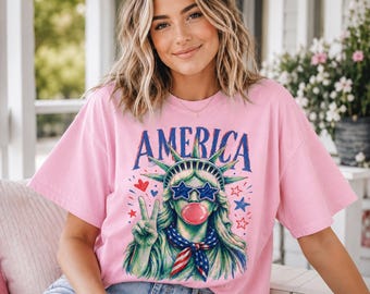 Comfort Colors Statue of Liberty Shirt, Bubble Gum America Tee, Preppy 4th of July Shirt, Patriotic USA Graphic Tee