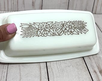 Vintage Pyrex 72-B Woodland 2-teiliges Butterdosenset mit Deckel und Milchglasrechteck MCM