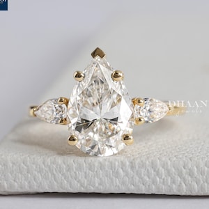 Pear Cut Moissanite Trilogy Ring, 14k Gold Anniversary Ring
