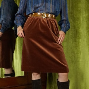 Vintage 70s 80s Whiskey Brown Velvet Skirt With Pockets, Size Small, Professional, Office, Career Wear, Cocktail Skirt, After 5, Luxe