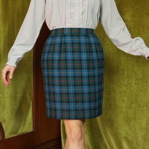 Vintage 80s Teal Plaid Pencil Skirt, S/M, Stretch Waist, Teal Blue & Black, Fall Winter Bodycon Mini Skirt, Holiday, Christmas, Office