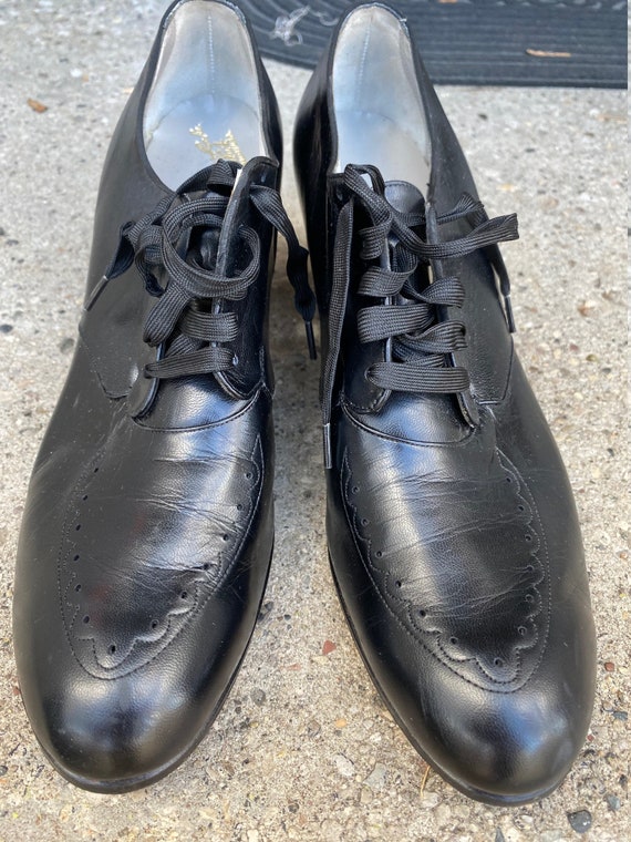 Vintage 1940's Ladies Oxford Dr. Locke Shoes