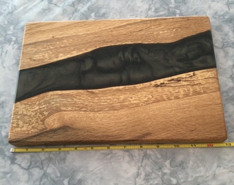 Charcuterie Board - Oak and Resin