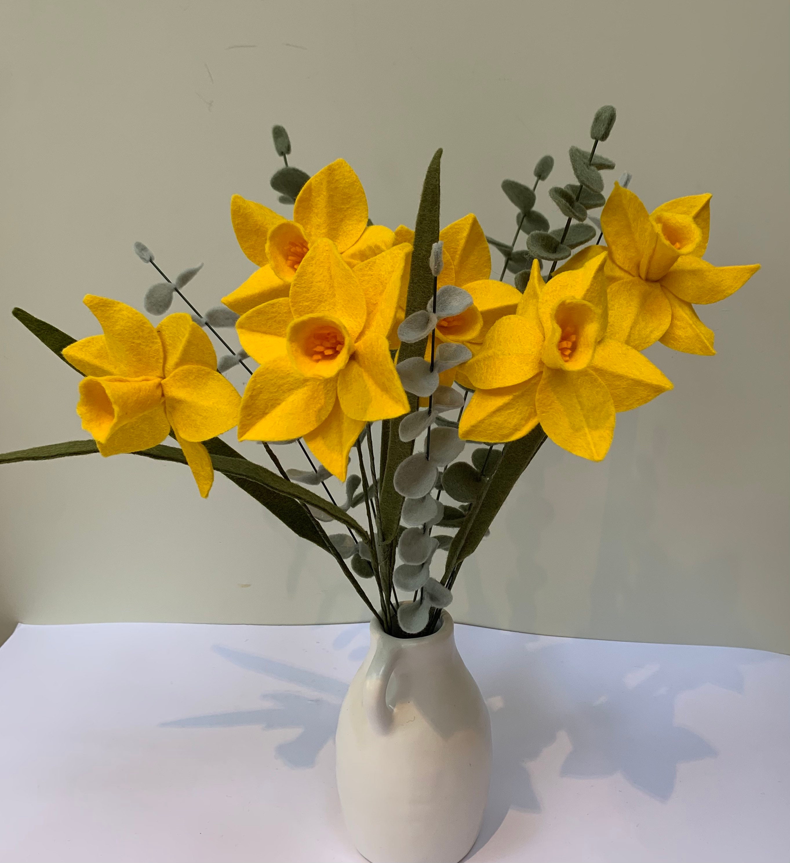 Handmade felt daffodils. Felt flowers. Spring is coming Etsy