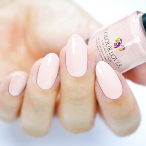 Beach rules crème  plant based 10-free sustainable vegan cruelty-free handmade nail polish