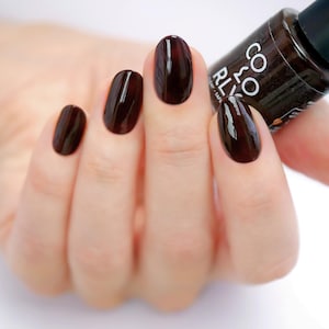 Hidden path crème plant based 10-free sustainable vegan cruelty-free handmade nail polish