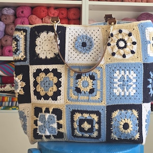 Patchwork Dreams Tote Pastel ,Crochet Tote Bag in Vintage Style, Unique Gift for Women, Bag with Real Leather Handles
