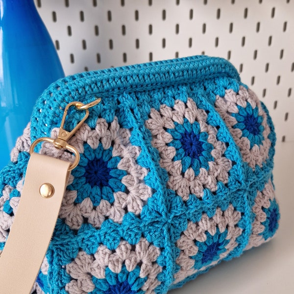 Colorful Granny Square Crochet Clasp Clutch and Crossbody bag, 2 in 1 bag,All Day Toiletry Pouch in Boho Style