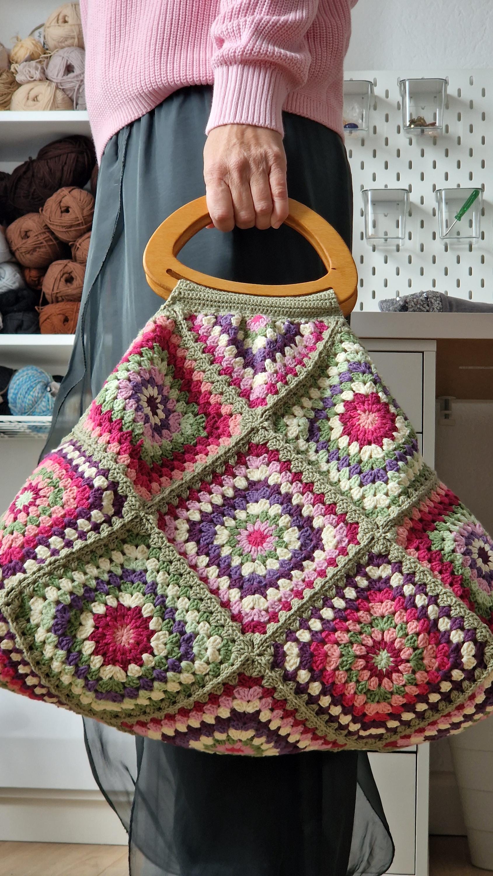 Granny Square Crochetbag, Crochet Hobo Bag in Vintage Style