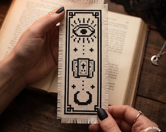 Gothic Eye-bladwijzer kruissteekpatroon: Witchy Occult Moon-borduurwerk (pdf-patroon)