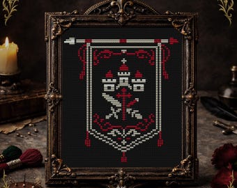 Pode incluir: Padrão de ponto cruz de um desenho heráldico em uma moldura escura e ornamentada. O desenho apresenta um emblema vermelho e branco sobre um fundo preto. A moldura é marrom escuro com enfeites decorativos. As palavras "Cross Stitch Pattern" estão na parte inferior.