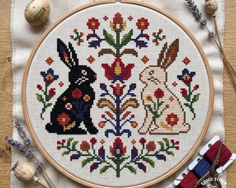 Volkskunst konijn kruissteekpatroon: Scandinavisch bloemen konijntje (pdf-patroon)