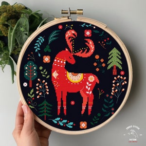 Folk cross stitch pattern Scandinavian cross stitch Deer cross stitch Nordic embroidery Cottagecore ornament Modern animal embroidery stitch