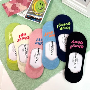 7DAYSSOCKS Women&#39;s No Show Cheer up Socks - 6 Pair Set w/ Gift Bag