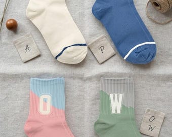 7DAYSSOCKS  Women's Crew Initial Socks - 4 Pair Set w/ Gift Bag4 Made in Korea