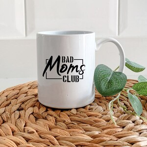 Caneca má do clube das mamãs de &lt;br&gt; Crie Seu Próprio Produto! caneca da mãe | Mama Caneca | Caneca para mamãe | Presente de Dia das Mães | Ideia de presente para mamãe | caneca da mãe | Caneca má das mães | Caneca engraçada