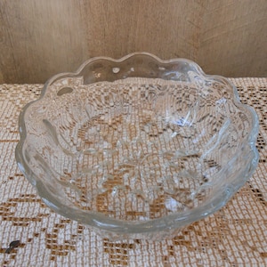 Vintage cut glass Bowl