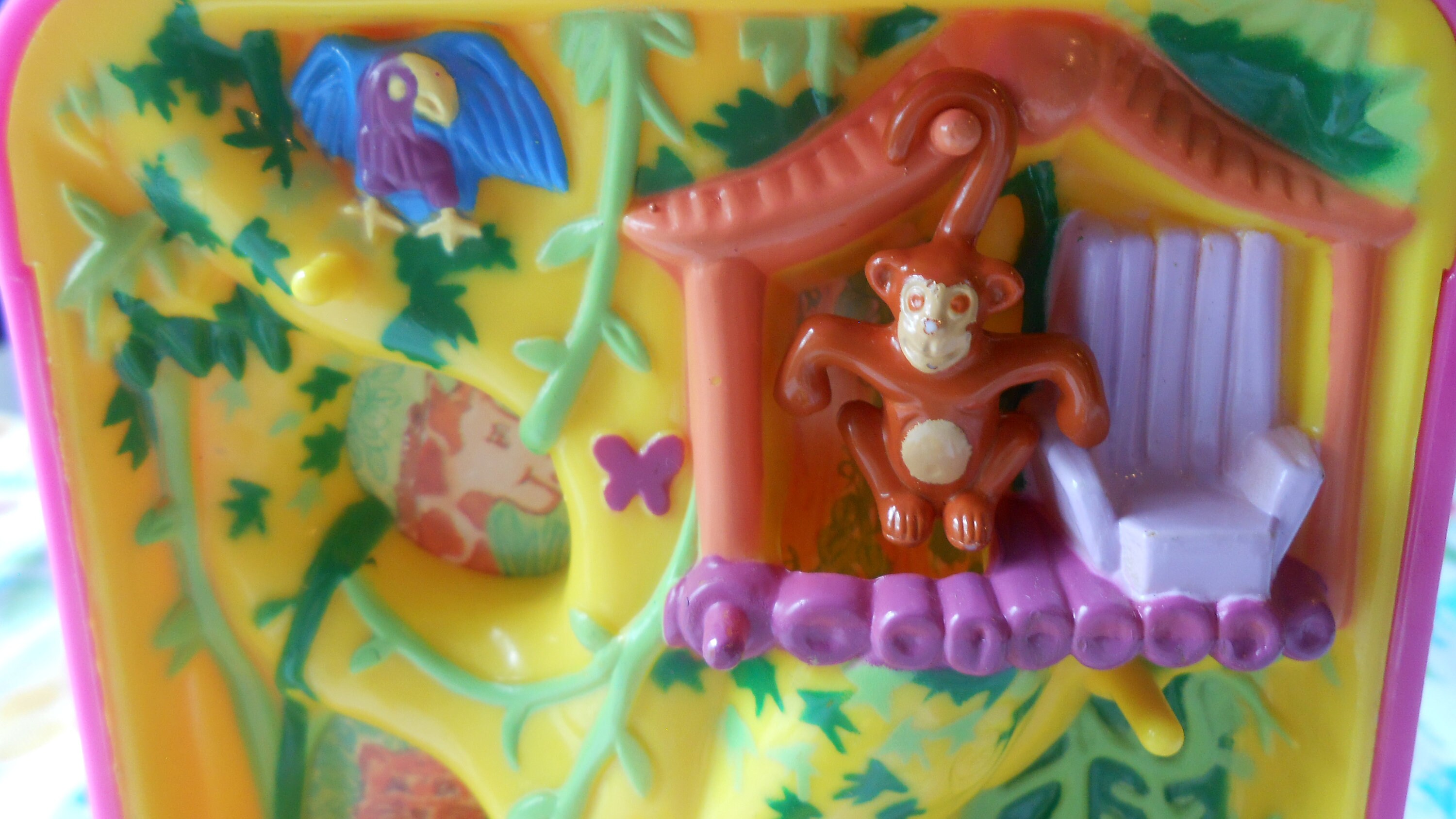 1989 - Vintage Polly Pocket Wild Zoo World Complete Compact