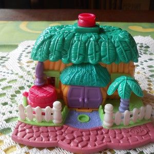 1994 Vintage Polly Pocket~ Elephant House~ Complete