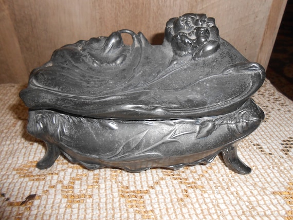 Vintage 1930's Art Deco- Pot Metal- Lidded Jewelr… - image 1