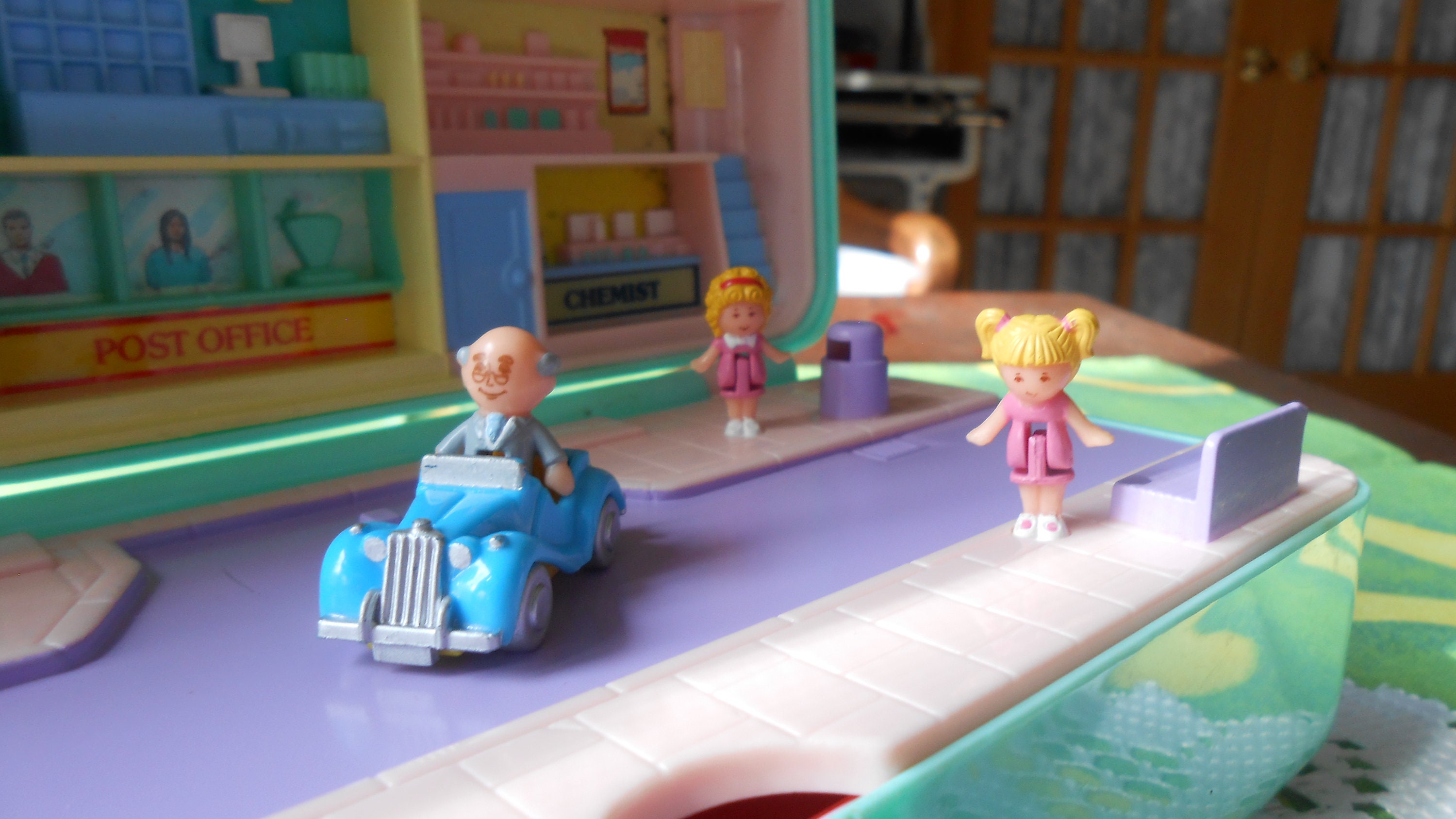 ポーリーポケット ハイストリートマネーボックス Polly Pocket ポーリーポケット ハイストリートマネーボックス – ROBOTROBOT