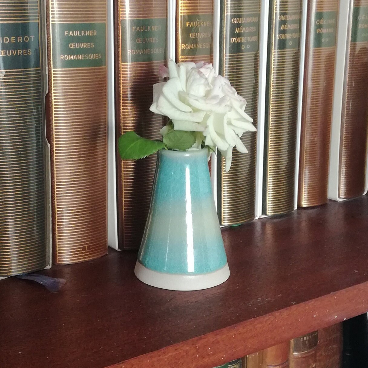 Mini-Vase, Petit Vase, Soliflore, Céramique, en Grès, Artisanal Fait Main, Choix de Couleur Multiple