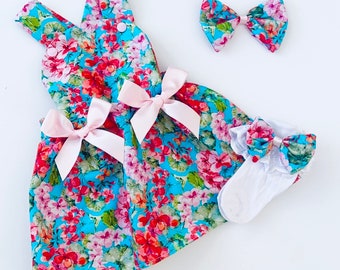 Girls Floral  Pinifore Dress & Free Matching Hair bow With Socks Photo Shoot/Easter/Birthday/Cake Smash/Christening /Wedding