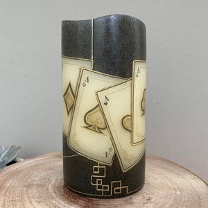 Bougie LED « Quatre as » - bougies d’art sur le thème des cartes - cadeau des joueurs de poker - décoration unique à la main - vintage - personnalisée - découpage