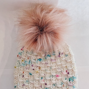 Women’s wool beanie with faux fur pom | women’s luxury knit hat | white wool beanie| merino wool chunky knit hat