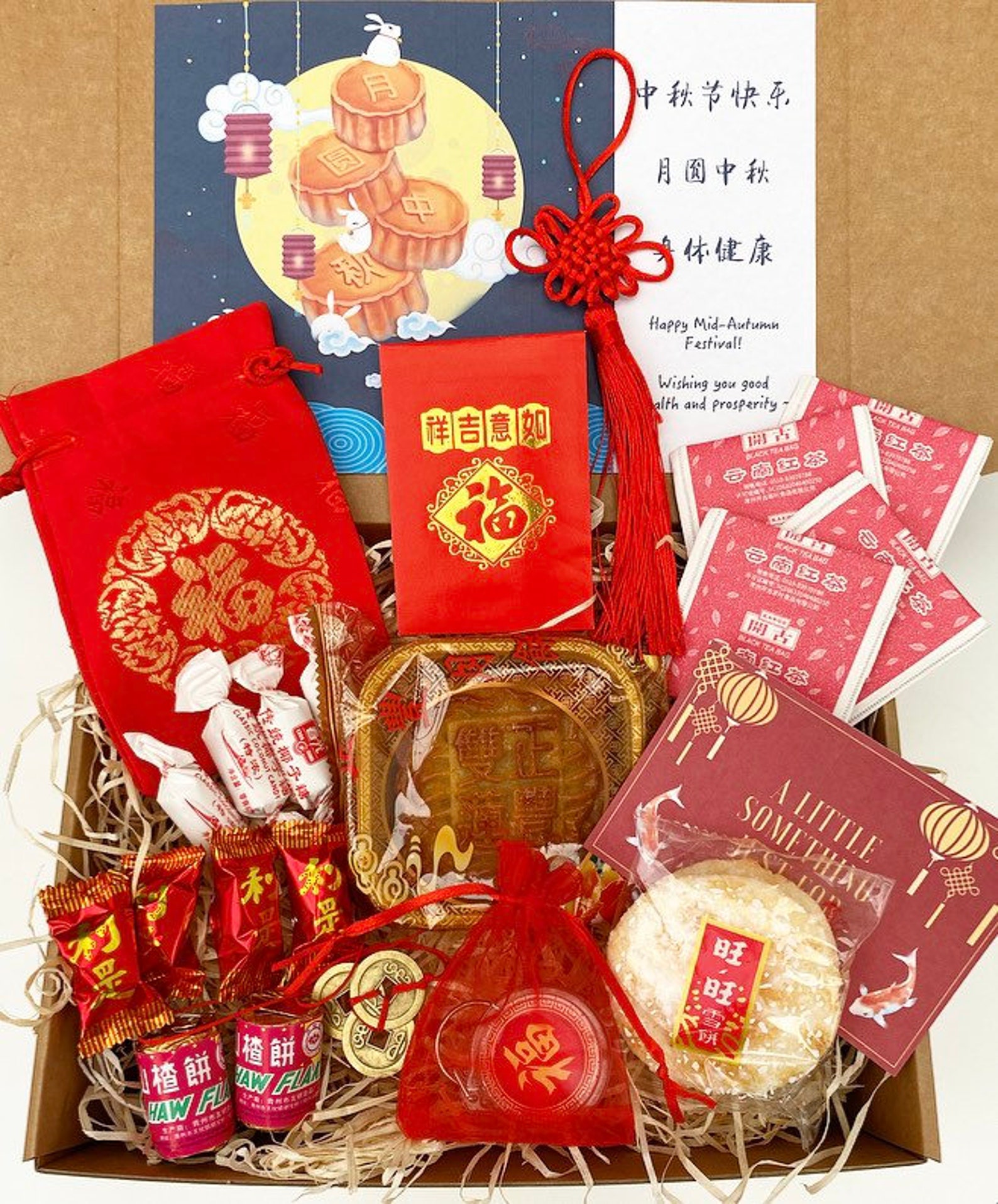 giving gifts during midautumn festival giving gifts during midautumn festival