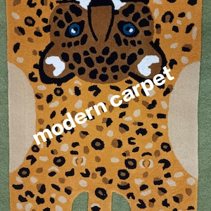 Leopard Animal Pattern Print Shape Area Rug Handmade Handtufted Custom Area Rug Large Area Rug 100%Wool Rug For Living Room Bedroom Kid Room