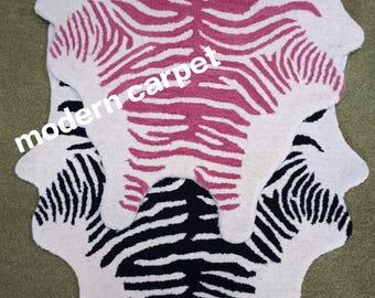 Handgetufteter Wollteppich &quot;&quot;Tiger&quot;&quot; , Sondergröße .&quot;