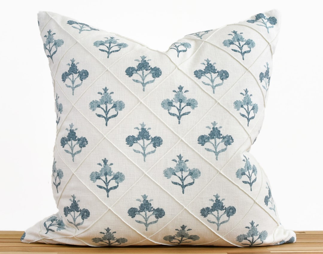 Blue Floral Pillow Cover, Blue and White Floral Pillow Cover, Light