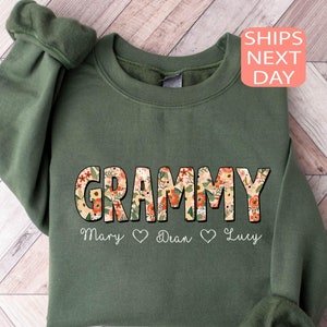 Custom Grammy Sweatshirt With Names Personalized Grammy Crewneck New Grandma Sweater Floral Grammy Sweatshirt Grammy Christmas Gift Grammie