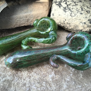 Glass Pipes, custom-made hand-blown Iridescent glass pipe, custom hand-made Green horn glass pipe
