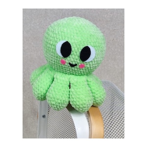 Crochet Octopus Plush Toy: Handmade Stuffed Animal, Kawaii Decor