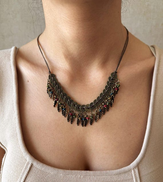 女性用ボヘミアントライバルネックレス - ヴィンテージスタイルの