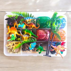 Dinosaur playdough kit, Dinosaur sensory bin, sensory play, kids personalized gift, toddler gift, gift for boys, kid valentine gift