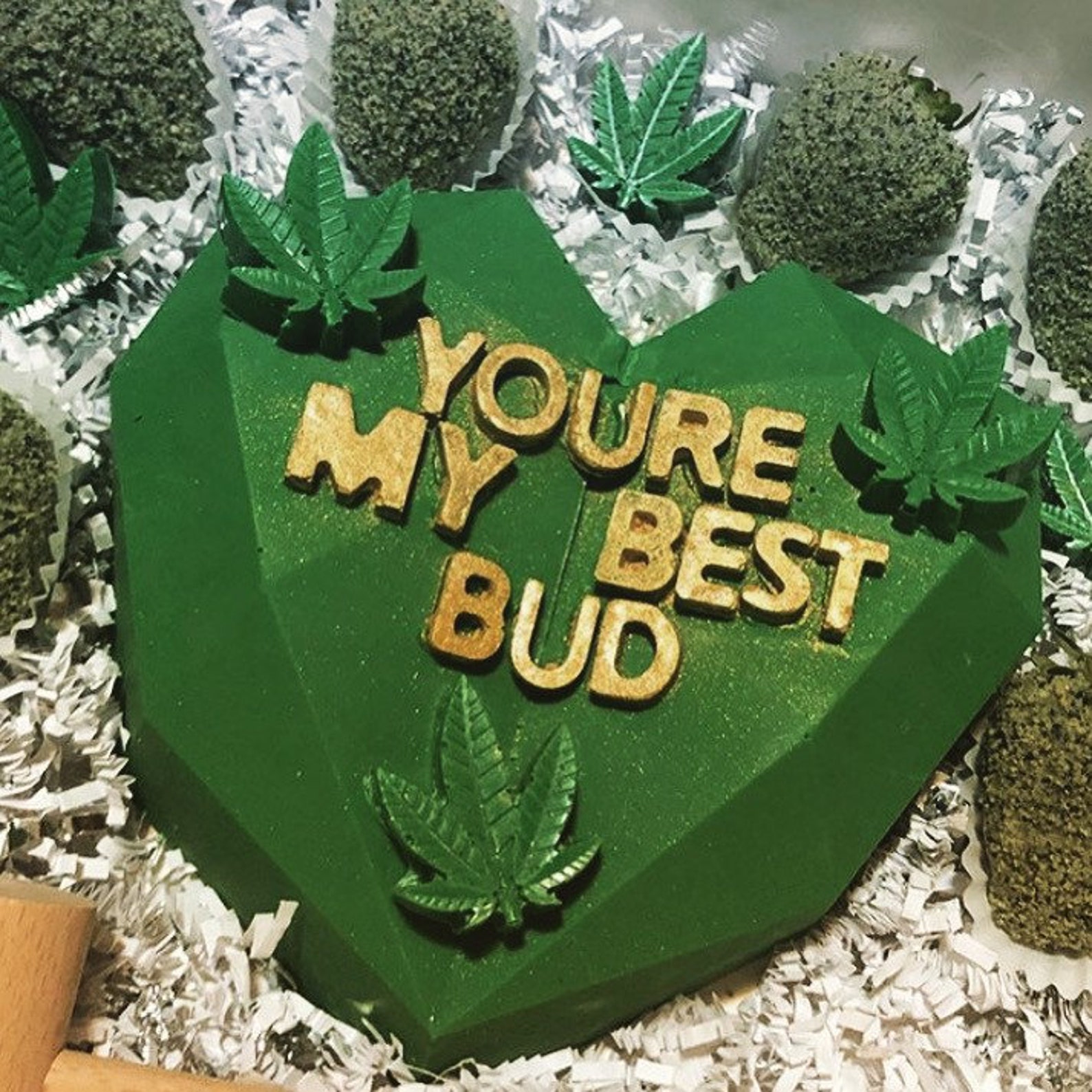 breakable chocolate heart weed