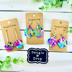 Bright Floral Acrylic Earrings, Summer Acrylic Earrings, Scalloped Earrings, Acrylic Jewelry, Gifts for Her, Dangle Earrings, Light Earrings