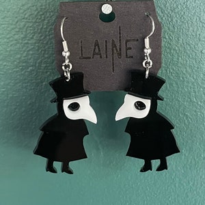 Acrylic Plague Doctor Earrings / Raven Mask / Medieval Doctor / Bird Doctor / Alchemy Earrings / Nu Goth Earrings / Pandemic Nurse Gift