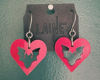 Cute Bat Earrings / Spooky jewelry / Gothic Love / Spooky Valentine / Creepy Earrings / Occult Earrings / Heart Earrings / Halloween Earring