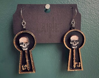 Skeleton Key Earrings / Locke & Key Earrings / Spooky Earrings / Creepy Earrings / Skull Key Earrings / Spooky Earrings