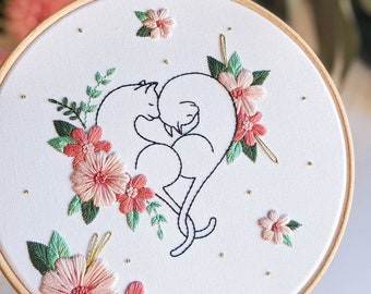 刺繍絵画　花と猫 猫と草花の刺繍 | SUIMIN |本 | 通販 | Amazon