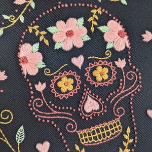 Day of the Dead (Dias es los muertos) embroidery kit by Tales from the Hoop. Create your own stunning floral sugar skull (calavera) with this complete hand embroidery craft kit by Tales from the hoop. A perfect gift for the spooky season.