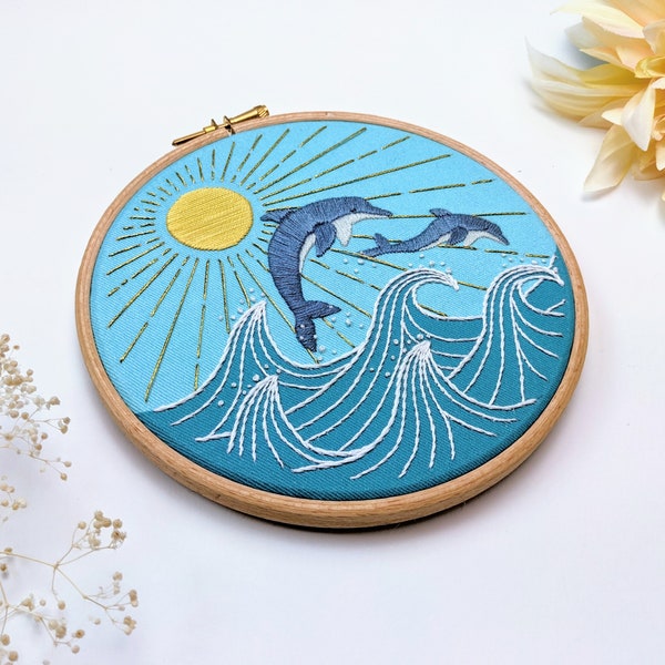 Dolphin Point Easy Embroidery kit • 6" hoop • Tropical, ocean, nature, animal & travel theme • DIY Wall Art, Craft kit and Unique Gift.