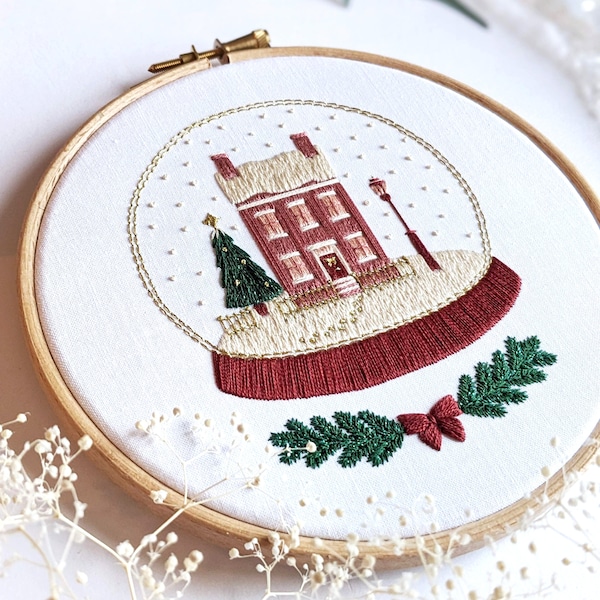 Kit de broderie boule à neige • Cerceau de 15 cm (6 po.) • Thème de broderie de Noël et d'hiver • Cadeau attentionné et décoration murale de fête à faire soi-même