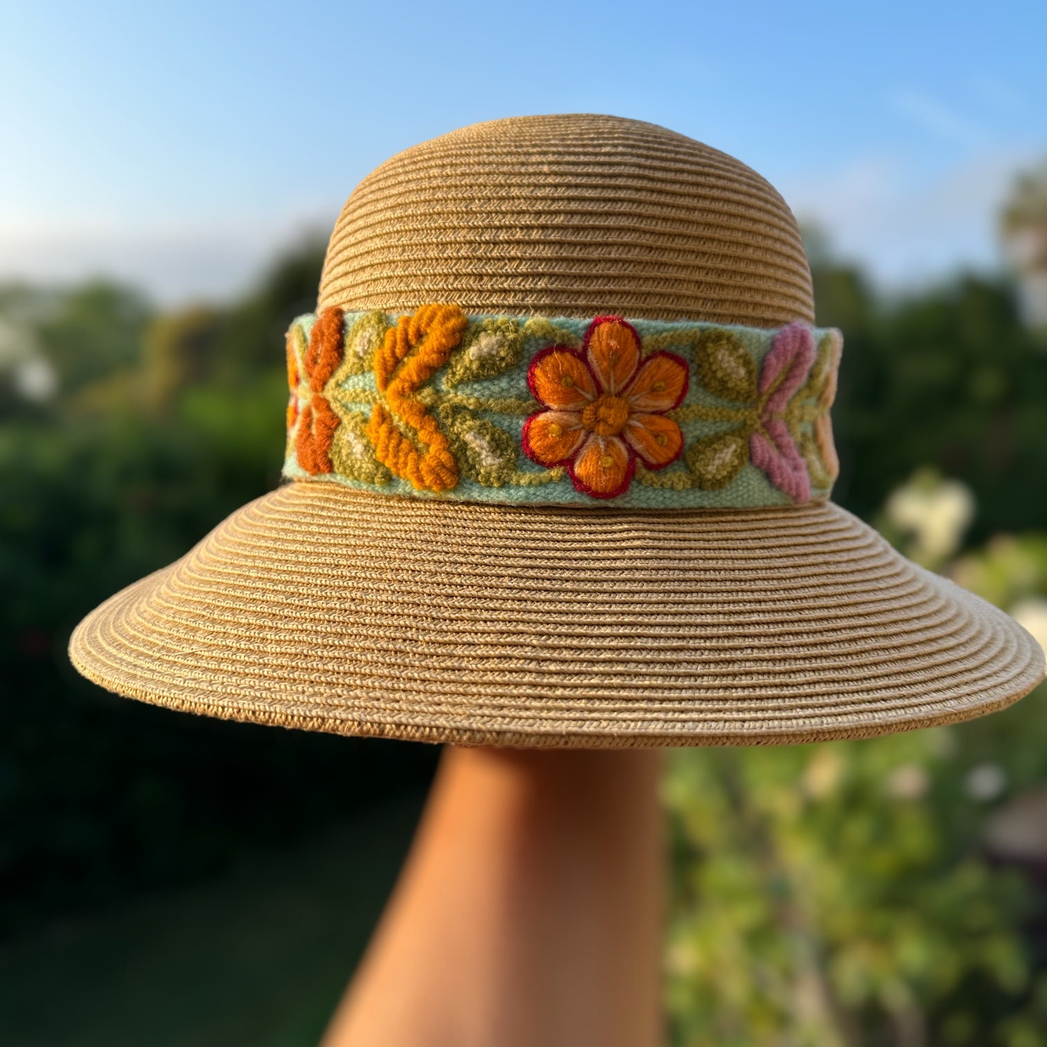 Sun Hat, Wide Brim Hat, Summer , Straw Hat, Hand Embroidered  display picture 2